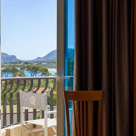 Carlton Riviera 4*