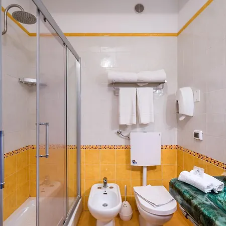 Carlton Riviera Szálloda Cefalù