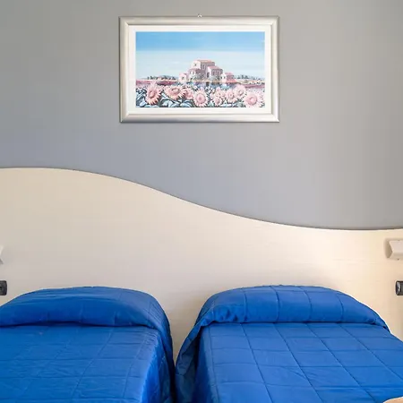 Carlton Riviera 4*
