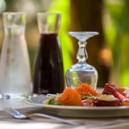 Szálloda Carlton Riviera 4*
