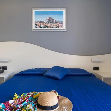 Carlton Riviera Szálloda Cefalù