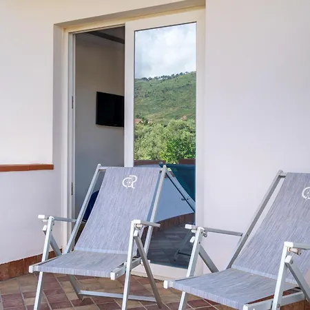 Szálloda Carlton Riviera 4*