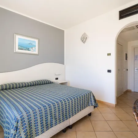 Carlton Riviera Szálloda Cefalù