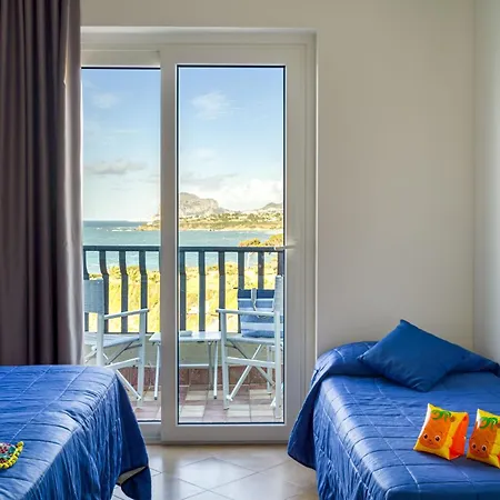 Carlton Riviera Szálloda