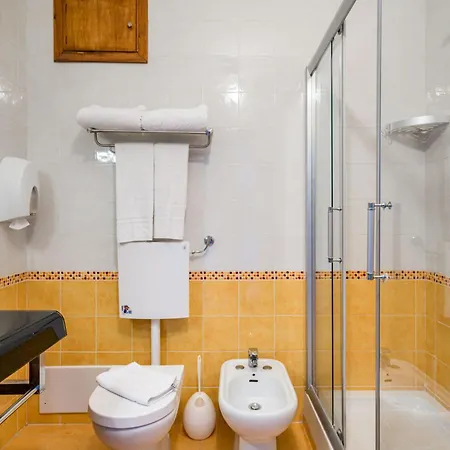 Carlton Riviera Готель 4*