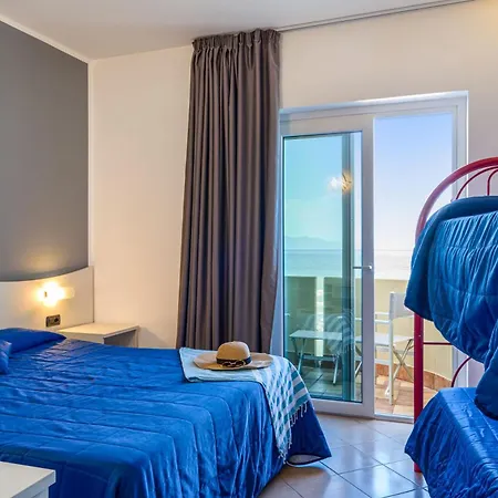 Carlton Riviera Szálloda Cefalù