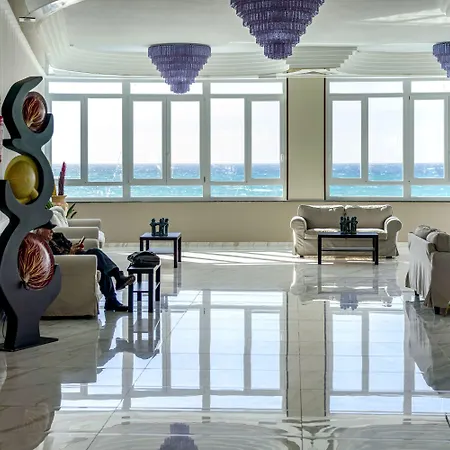 Hotel Carlton Riviera 4*