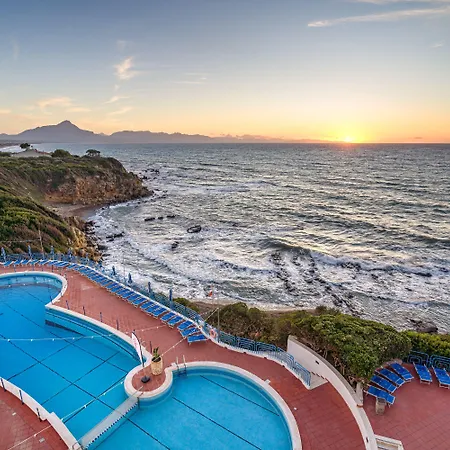 Szálloda Carlton Riviera 4*