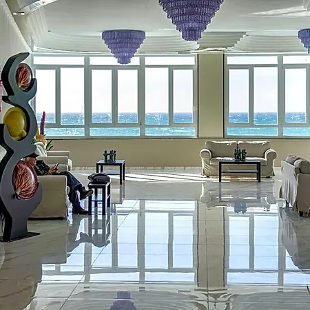 Hotel Carlton Riviera