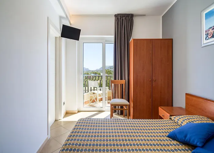 Ξενοδοχείο Carlton Riviera