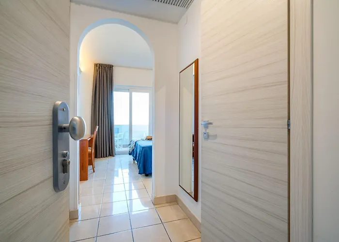 Ξενοδοχείο Carlton Riviera