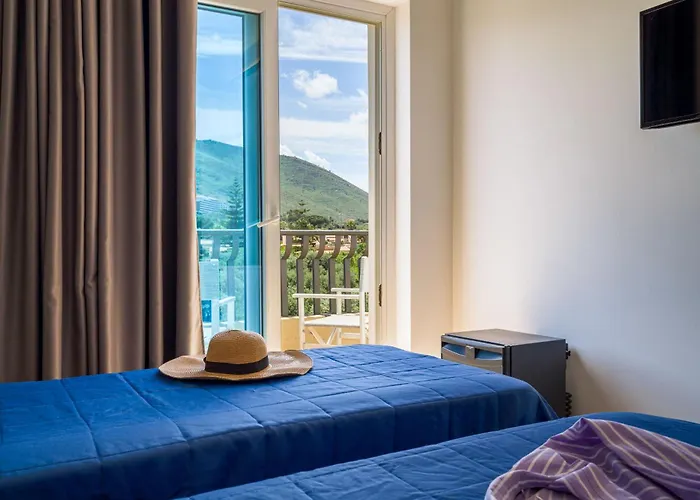 Ξενοδοχείο Carlton Riviera