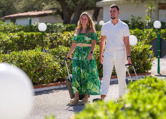 Ξενοδοχείο Carlton Riviera 4*